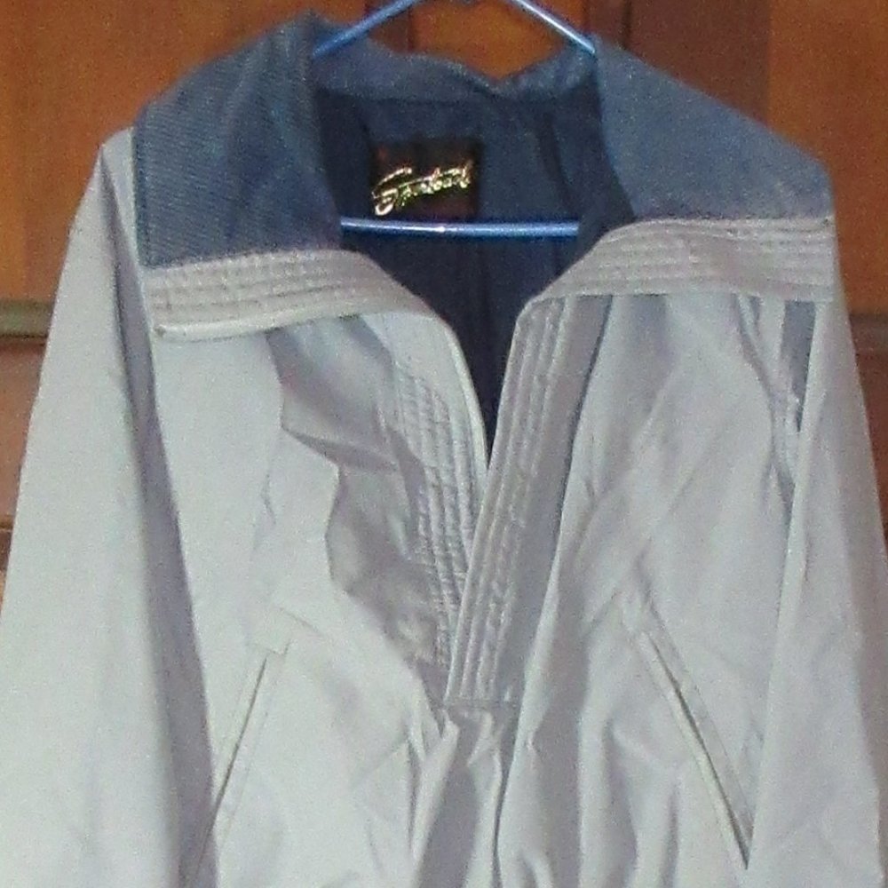 Sportcaster Lined Gray Pull-On Jacket Medium - image 4
